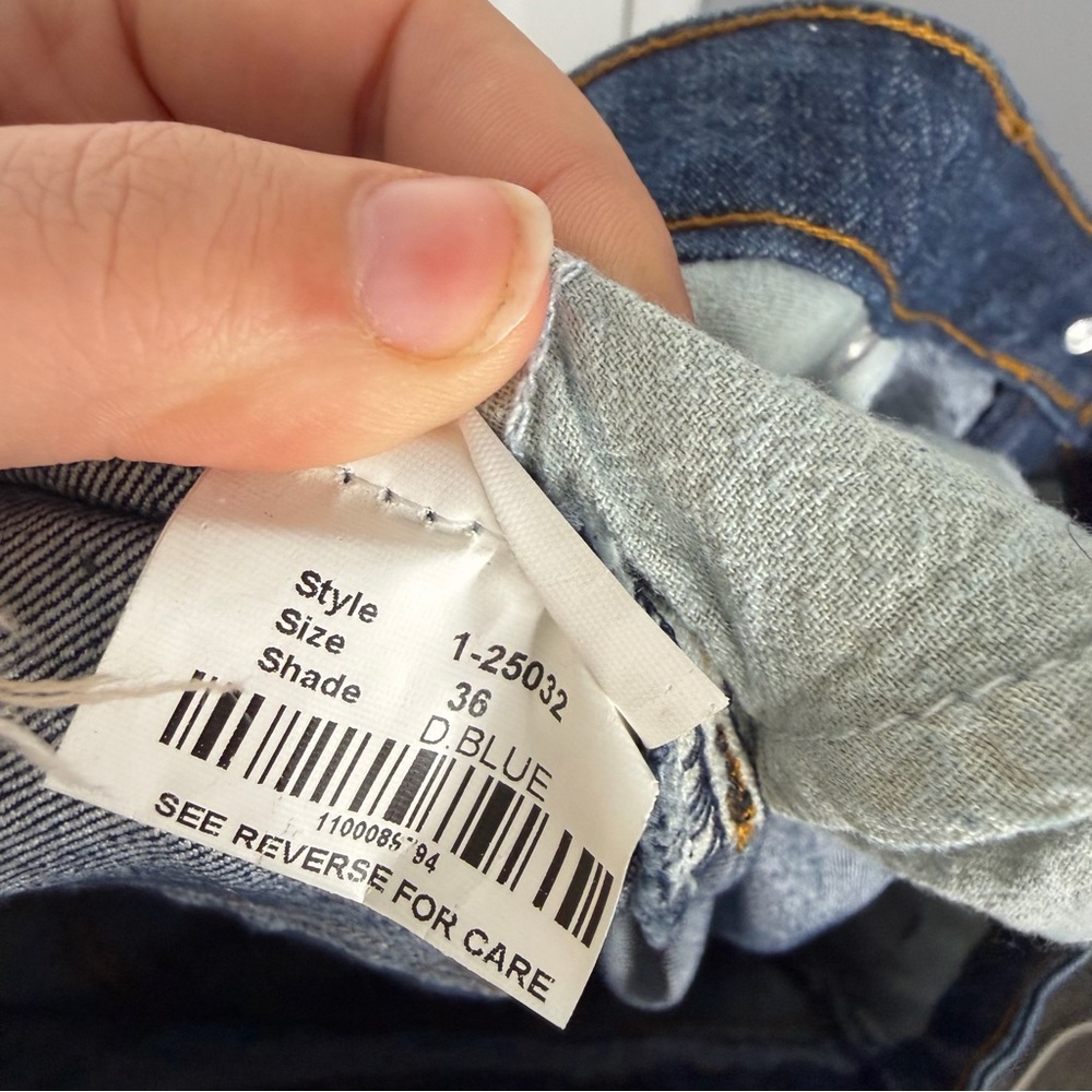 Sz 36 De’Extase Y2K Dark Wash Low Rise Capris NWOT $170 MSRP - Picture 14 of 15
